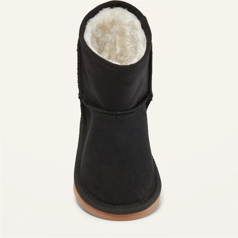 Old Navy Toddler Girl's 8 Faux Suede Black Boots